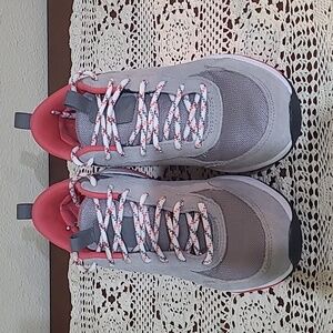 Women's Columbia BLOO80-029 Waterproof Sneakers